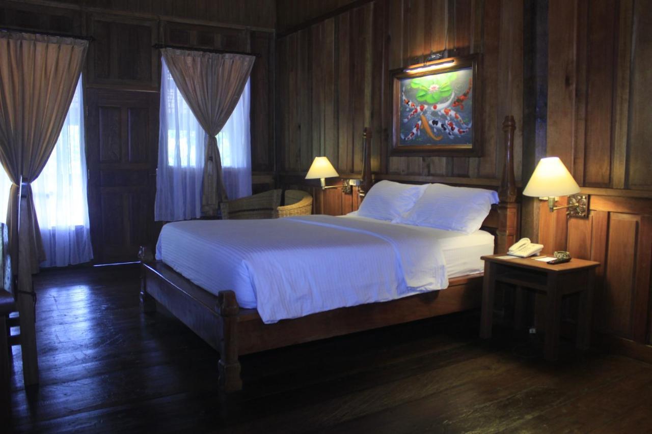 Wanci Wakatobi Patuno Diving And Beach Resort By Sahid מראה חיצוני תמונה
